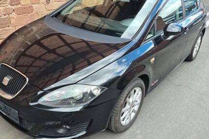 Seat Leon 130.200 km 5.400 &euro; Witzenhausen 37215