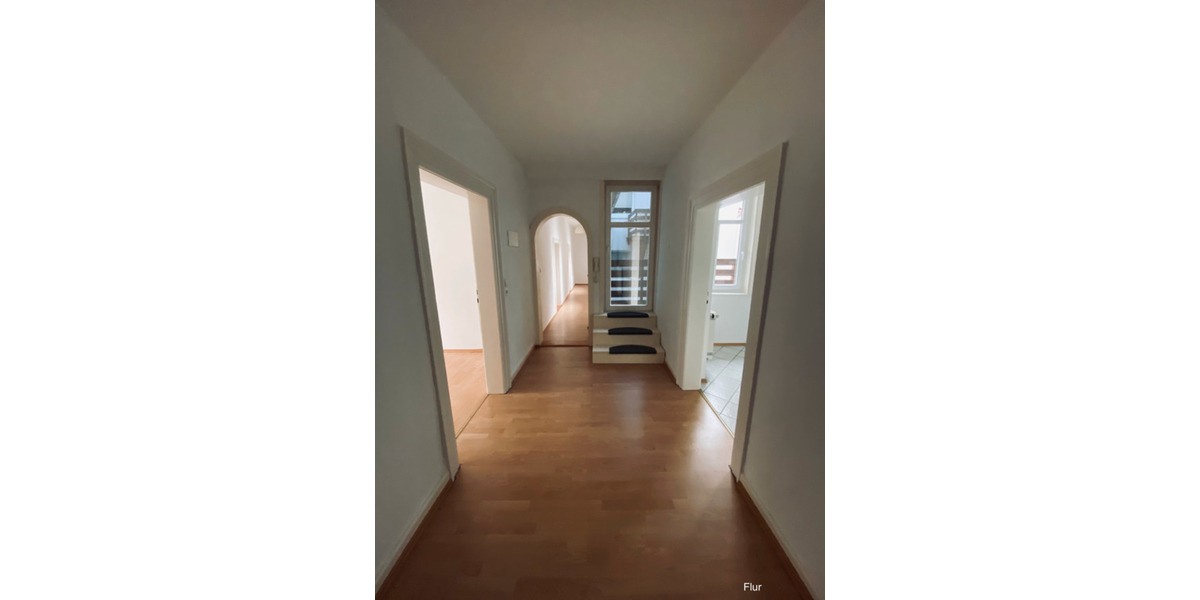 Etagenwohnung Northeim - 5 Zimmer, 170 m&sup2;, 1.020&euro; | Angebot:26423609