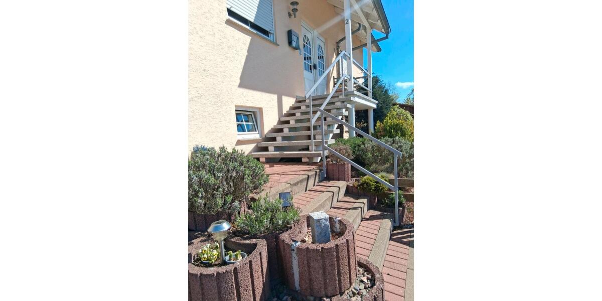 Einfamilienhaus Duderstadt - 6 Zimmer, 216 m&sup2;, 399.000&euro; | Angebot:27201083