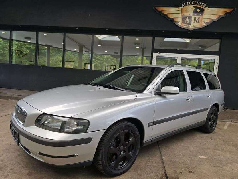 V70
