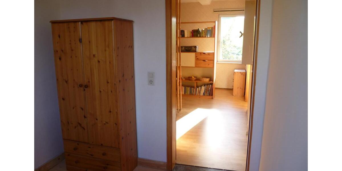 Einfamilienhaus Uslar - 9 Zimmer, 170 m&sup2;, 190.000&euro; | Angebot:25180053