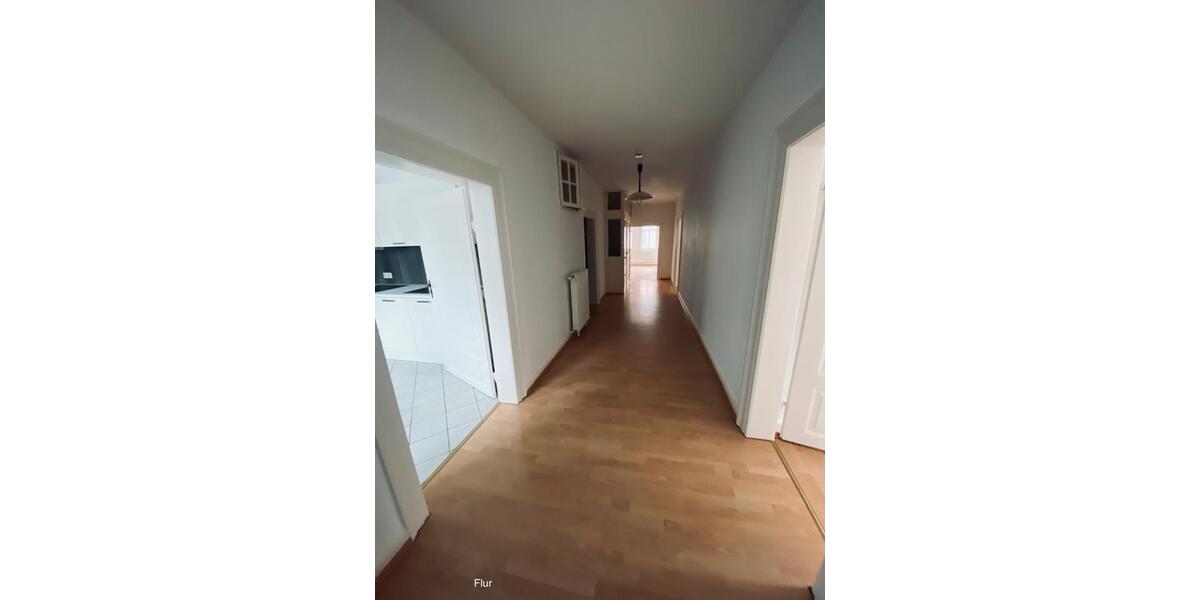 Etagenwohnung Northeim - 5 Zimmer, 170 m&sup2;, 1.020&euro; | Angebot:26423609