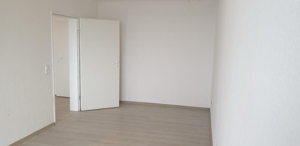 Etagenwohnung Göttingen Oststadt - 4 Zimmer, 79 m&sup2;, 99.000&euro; | Angebot:27426776