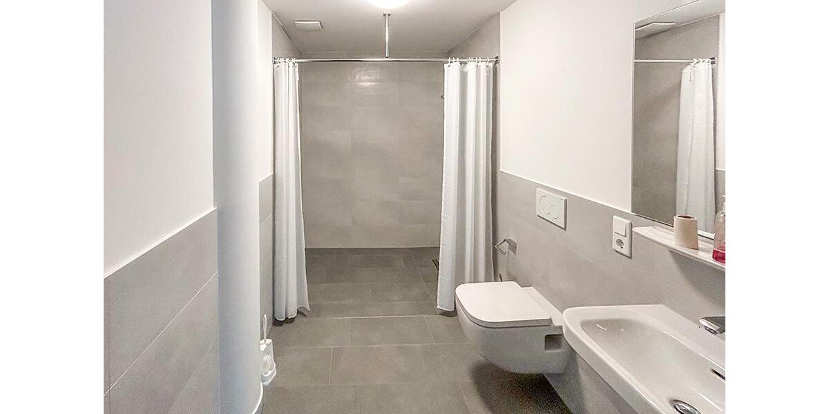 Einfamilienhaus Hardegsen - 11 Zimmer, 450 m&sup2;, 3.500&euro; | Angebot:24765793