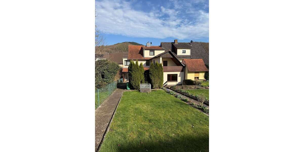 Einfamilienhaus Witzenhausen - 10 Zimmer, 300 m&sup2;, 219.000&euro; | Angebot:26818977