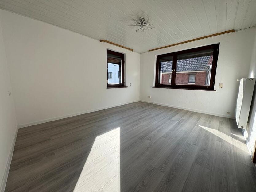 Vermiete Frisch Renoviertes Haus in Rhumspringe