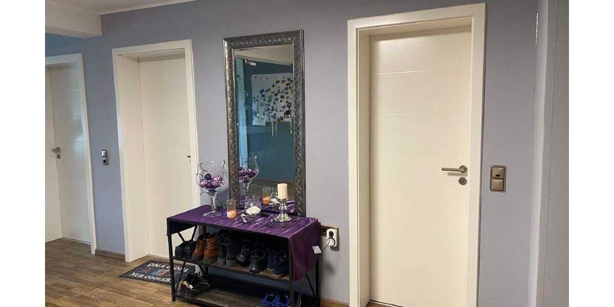 Mehrfamilienhaus mit extra Baugrundstück 4.208 m² in Bovenden-Reyershausen 1 zimmer