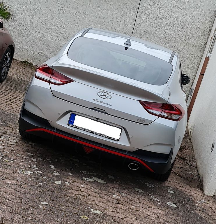 i30