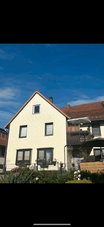 Familienhaus mit EinliegerWohnung,Garage und Nebengebäuden