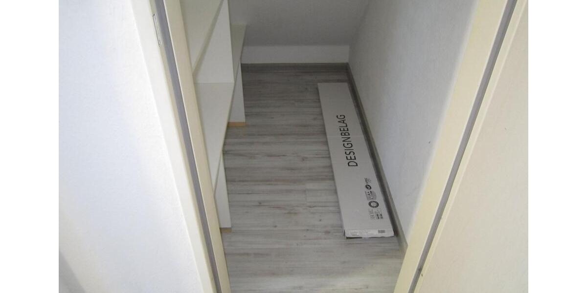 Dachgeschoßwohnung Göttingen Grone - 1 Zimmer, 30 m&sup2;, 282&euro; | Angebot:25756228