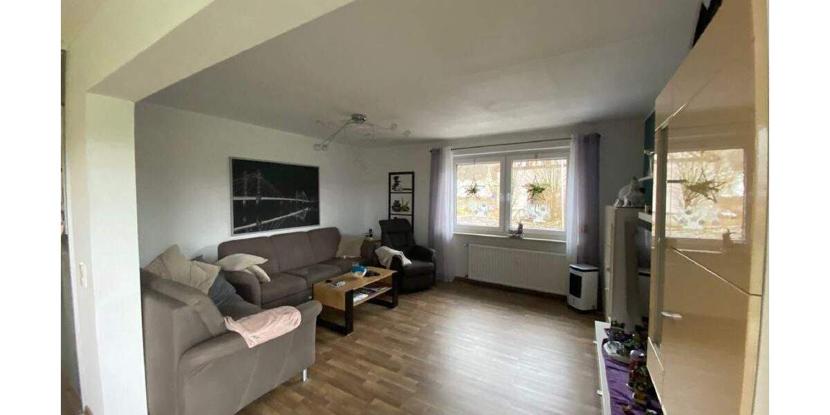 Mehrfamilienhaus mit extra Baugrundstück 4.208 m² in Bovenden-Reyershausen 1 zimmer