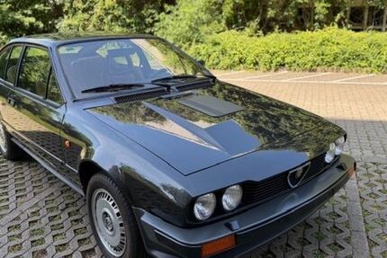 Alfa Romeo GTV 81.700 km 27.890 &euro; Göttingen 37081