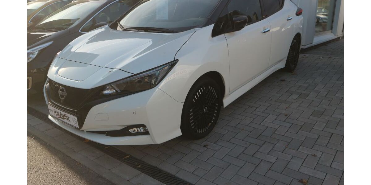 Nissan Leaf 30.614 km 15.990 € Göttingen 37077