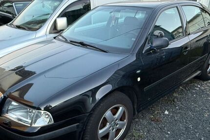 Skoda Octavia 169.909 km 990 &euro; Göttingen 37079