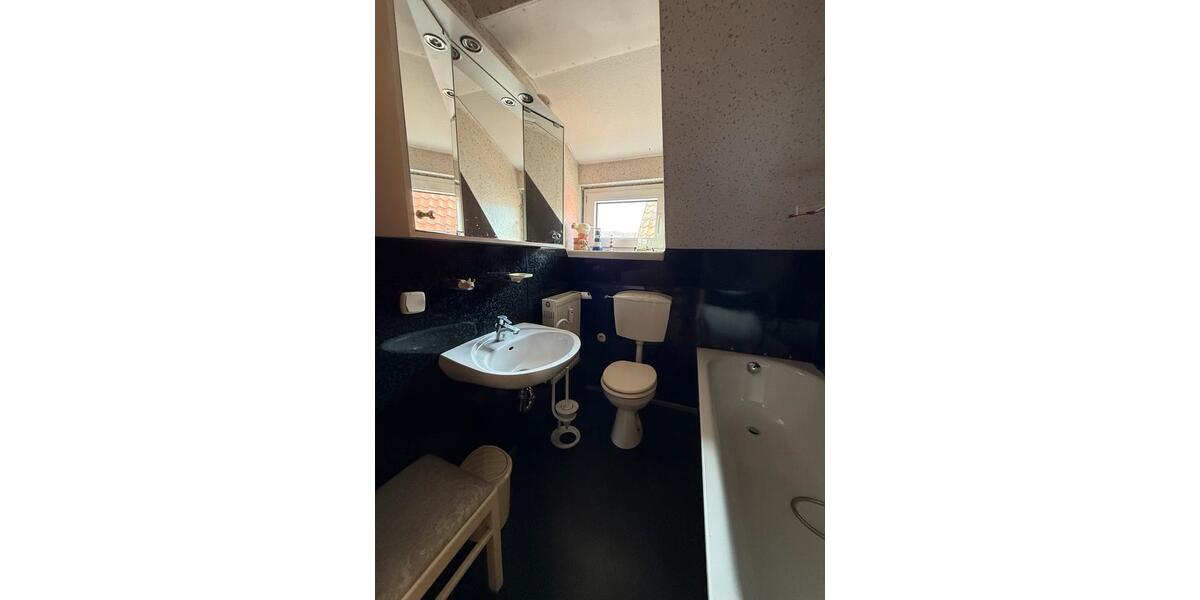 Etagenwohnung Bad Sooden-Allendorf Allendorf - 3 Zimmer, 100 m&sup2;, 880&euro; | Angebot:26071971