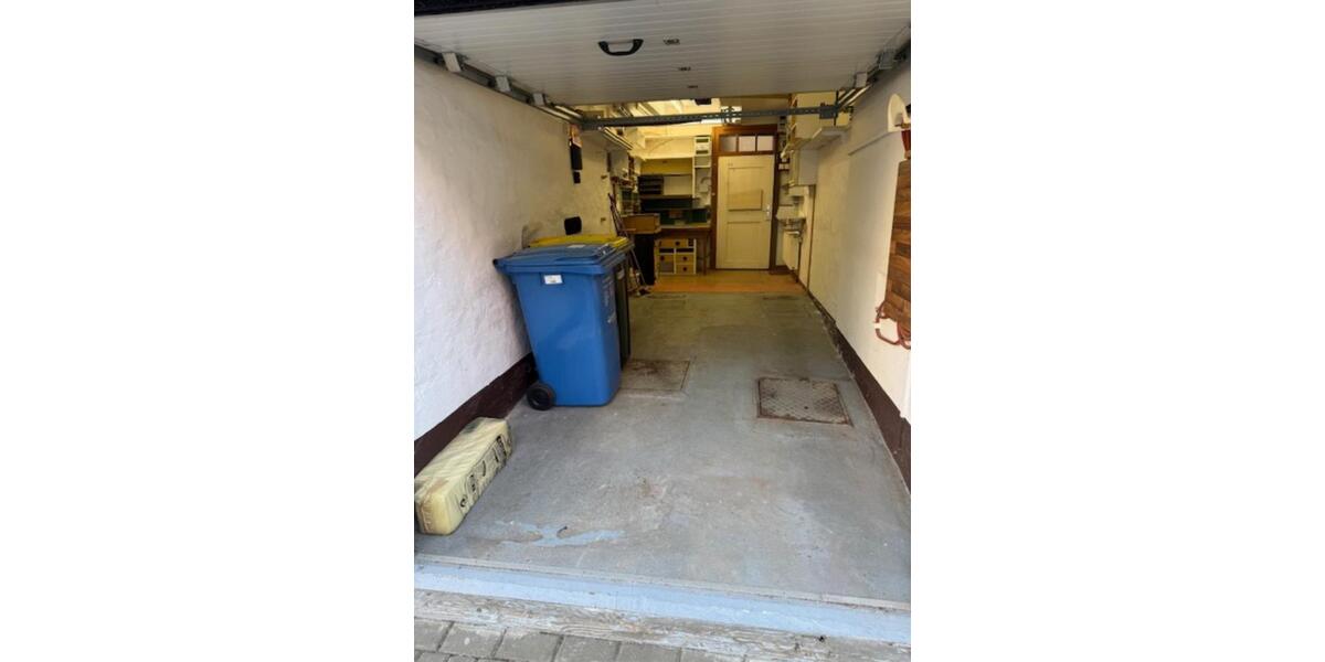 Schnäpchen Großes Wohnhaus Wohnung mit Garage und zusätzlicher Nutzfläche 10 zimmer