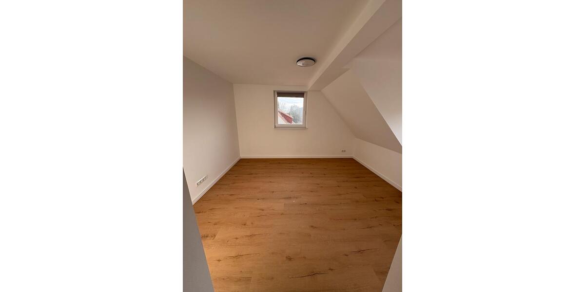 Mehrfamilienhaus, Wohnhaus Göttingen Nordstadt - 7 Zimmer, 170 m&sup2;, 1.500&euro; | Angebot:24238614