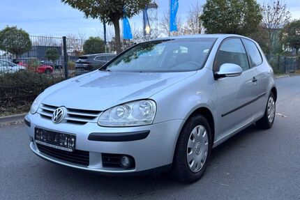 VW Golf 165.000 km 2.990 € Hann. Münden 34346
