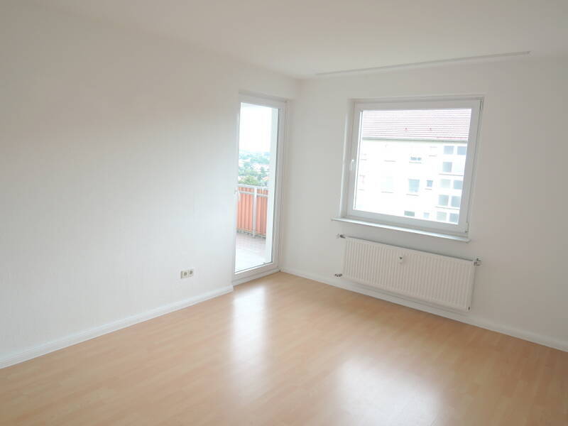 Wohnung mit Ausblick, Helle Etagenwohnung mit Balkon am oberen Sultmer