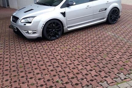 Ford Focus 198.000 km 9.300 € Bad Sooden Allendorf 37242