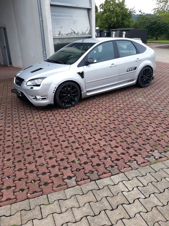 Ford Focus 198.000 km 9.300 € Bad Sooden Allendorf 37242