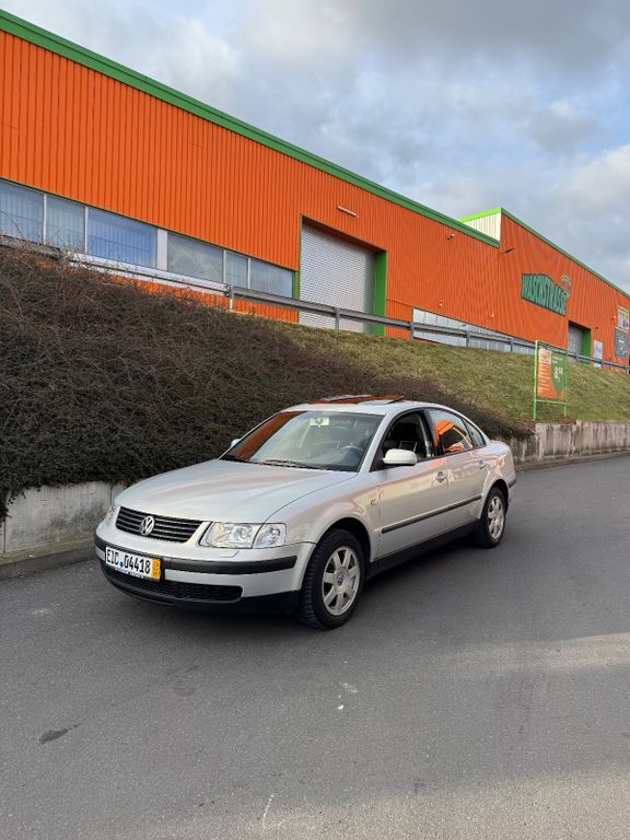 VW Passat 98.000 km 4.399 € Ferna 37339