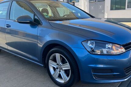 VW Golf 136.000 km 9.300 &euro; Rosdorf 37124