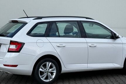 Skoda Fabia 95.600 km 12.000 &euro; Friedland 37133