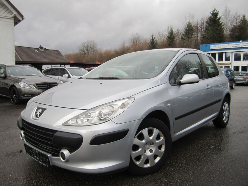 Peugeot 307 149.000 km 2.900 € Osterode am Harz 37520