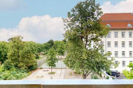 Historisch wohnen, modern leben mit Balkon - jetzt entdecken!