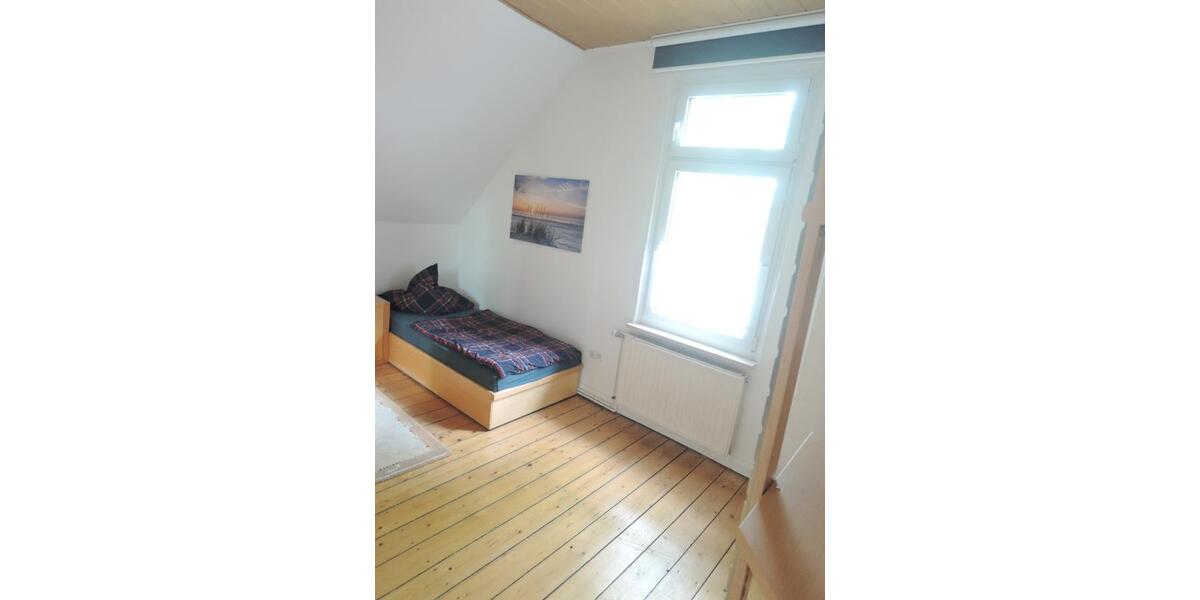 Dachgeschoßwohnung Northeim - 4 Zimmer, 95 m&sup2;, 750&euro; | Angebot:26549604