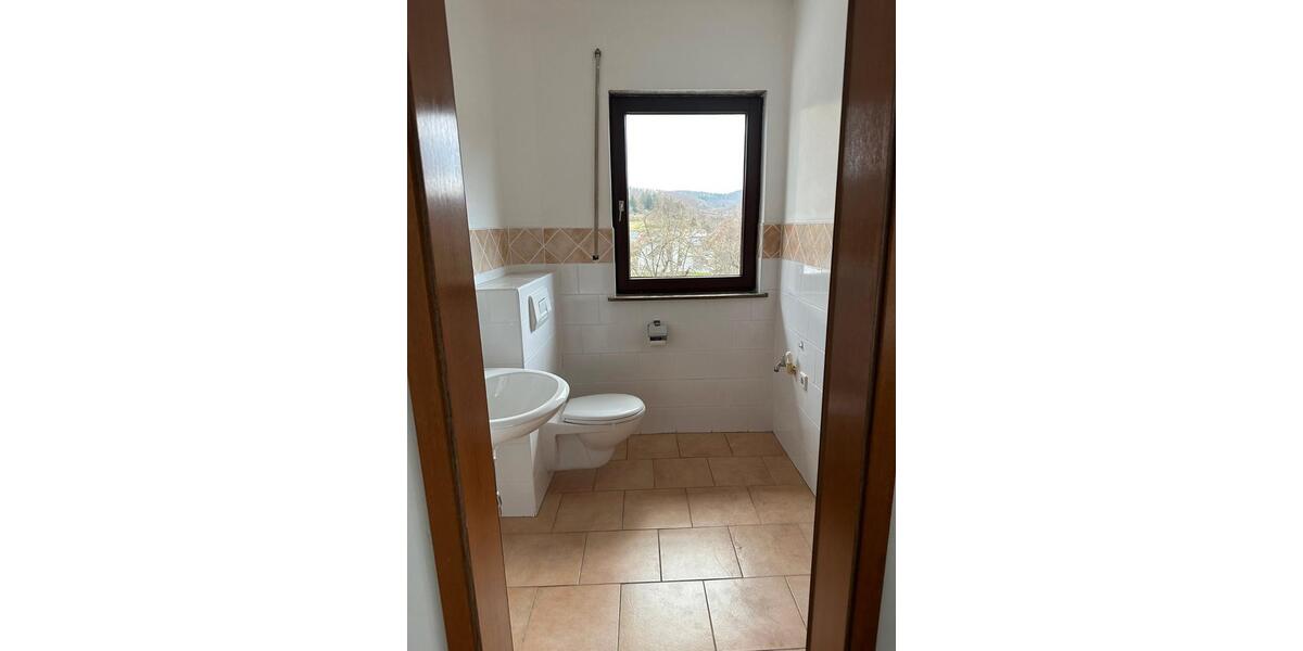 Dachgeschoßwohnung Witzenhausen - 3 Zimmer, 100 m&sup2;, 850&euro; | Angebot:25648783