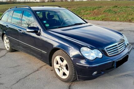 Mercedes-Benz 220 315.000 km 1.700 &euro; Northeim 37155