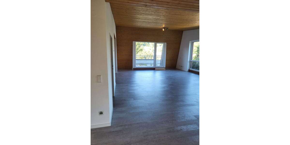 Wohnung zum Mieten in Göttingen 1.944,36 € 176.76 m² 4 zimmer