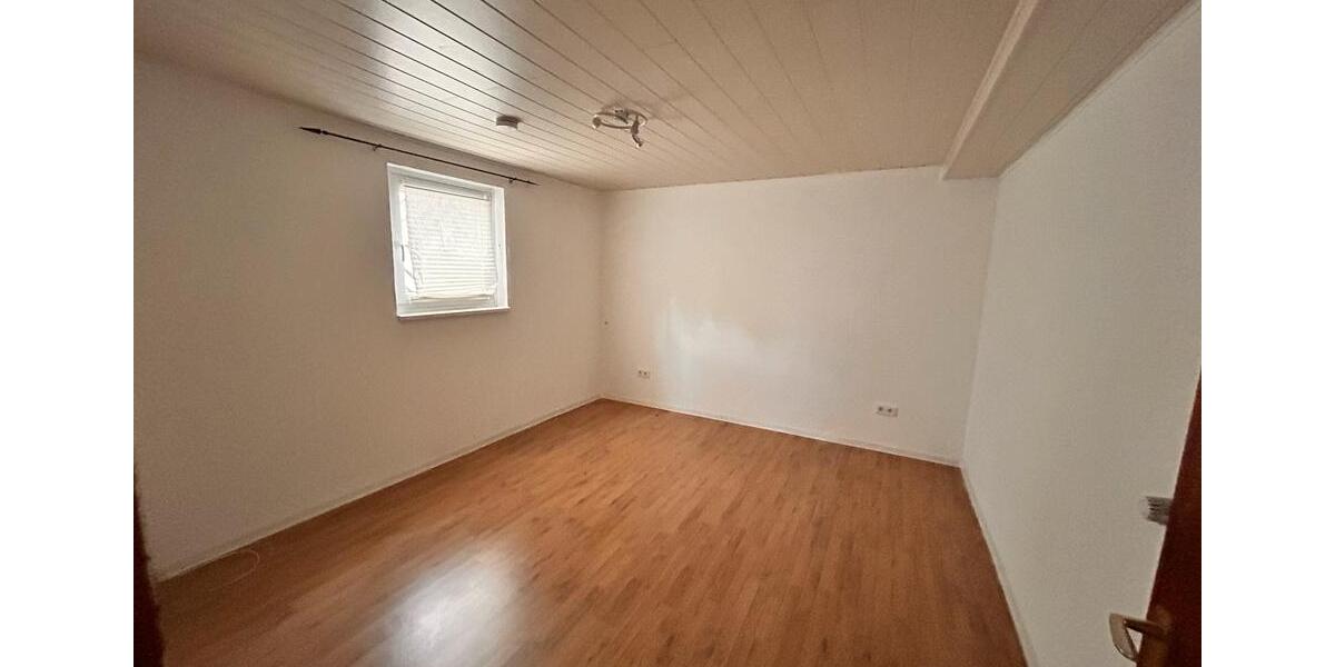 3 Zimmer Parterre Wohnung in Rittmarshausen 3 zimmer