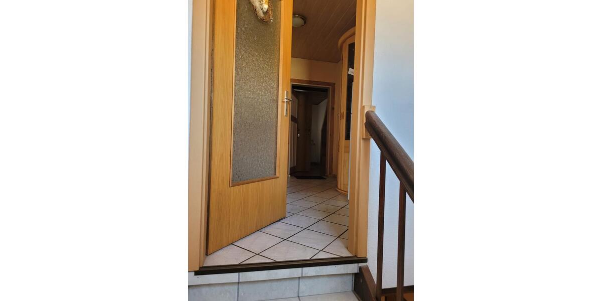 Einfamilienhaus Wesertal - 8 Zimmer, 220 m&sup2;, 185.000&euro; | Angebot:26023084
