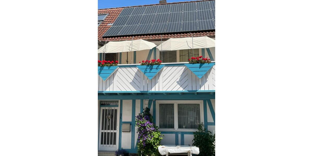 Charmantes Zweifamilienhaus mit großem Grundstück und Bauland 6 zimmer