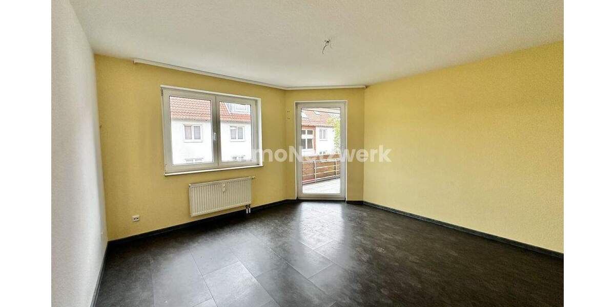 Großzügige, helle Wohnung mit durchdachtem Grundriss in ruhiger Lage mit Südwestbalkon, großes Bad 2 zimmer