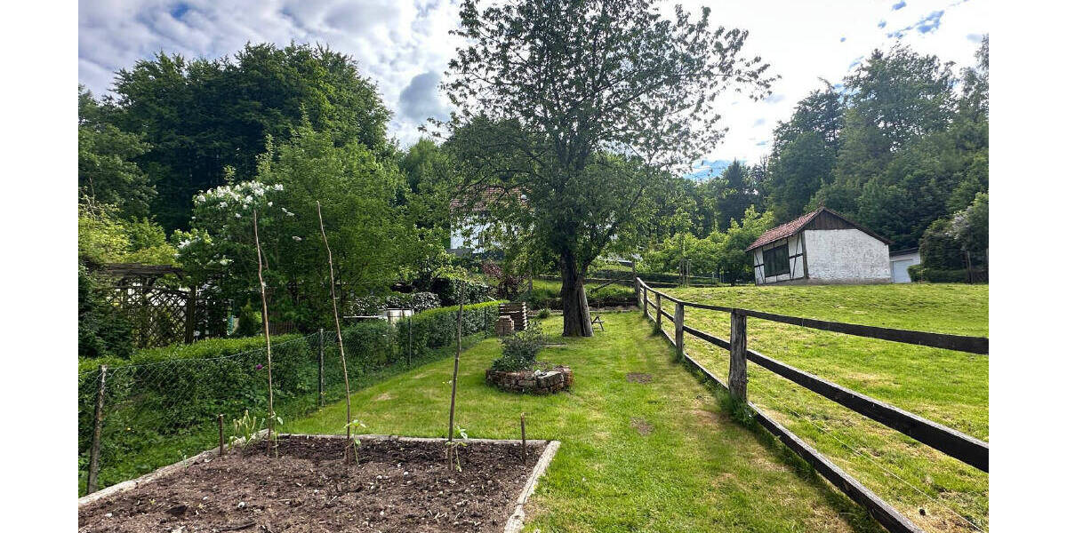 Mehrfamilienhaus, Wohnhaus Gleichen Bremke - 7 Zimmer, 167 m&sup2;, 185.000&euro; | Angebot:25797515