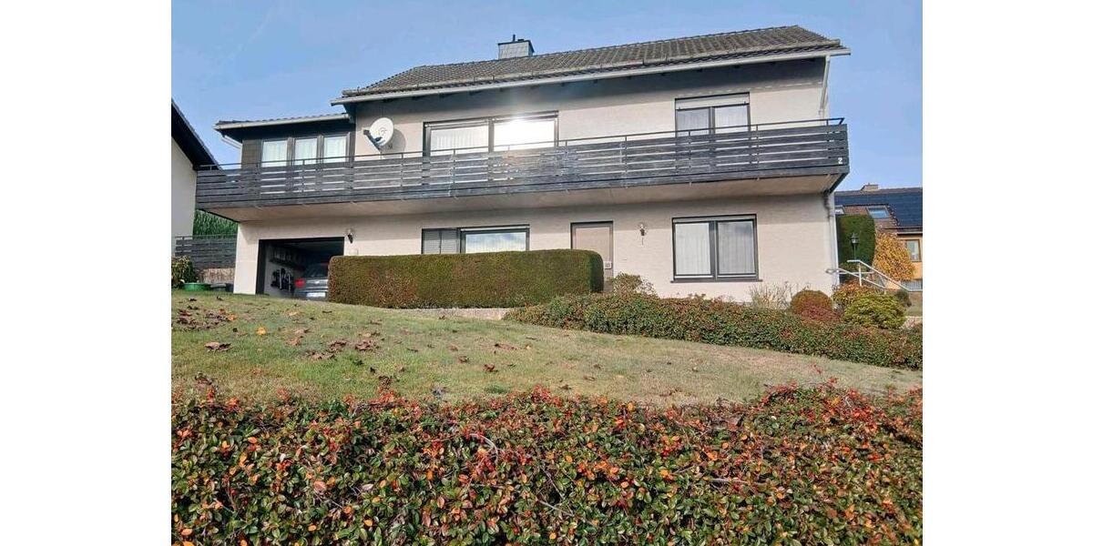 Einfamilienhaus mit Einliegerwohnung in ruhiger Waldrandlage 7 zimmer