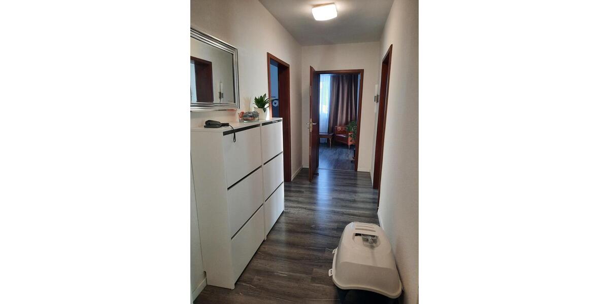 Schöne 4 Zimmerwohnung mit Balkon 4 zimmer