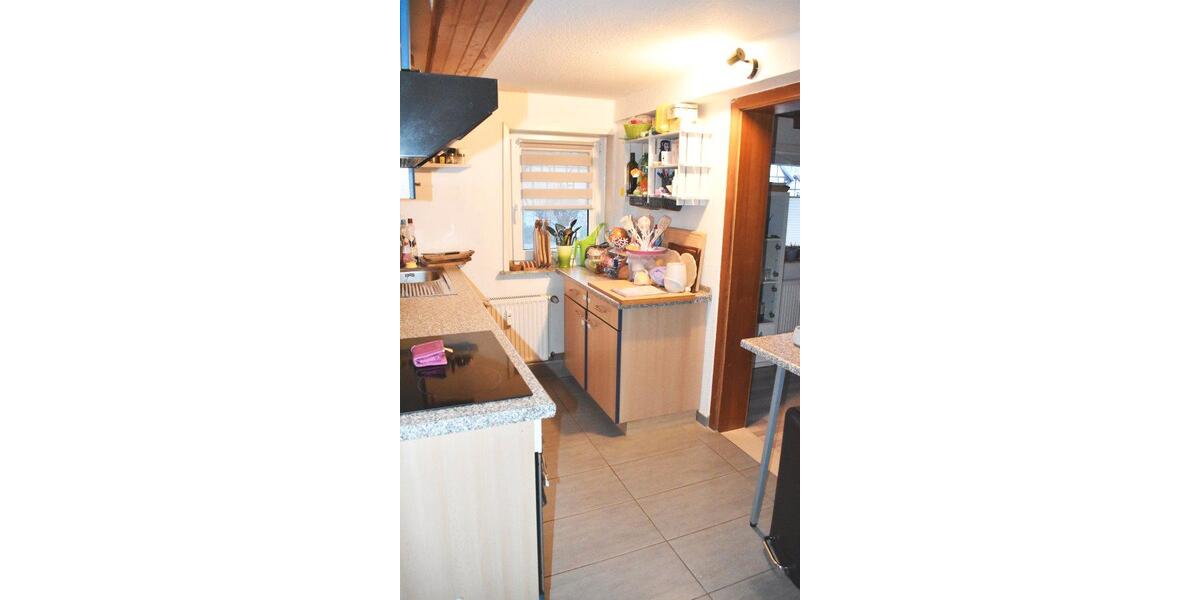 Etagenwohnung Rosdorf - 6 Zimmer, 127 m&sup2;, 1.050&euro; | Angebot:26420468