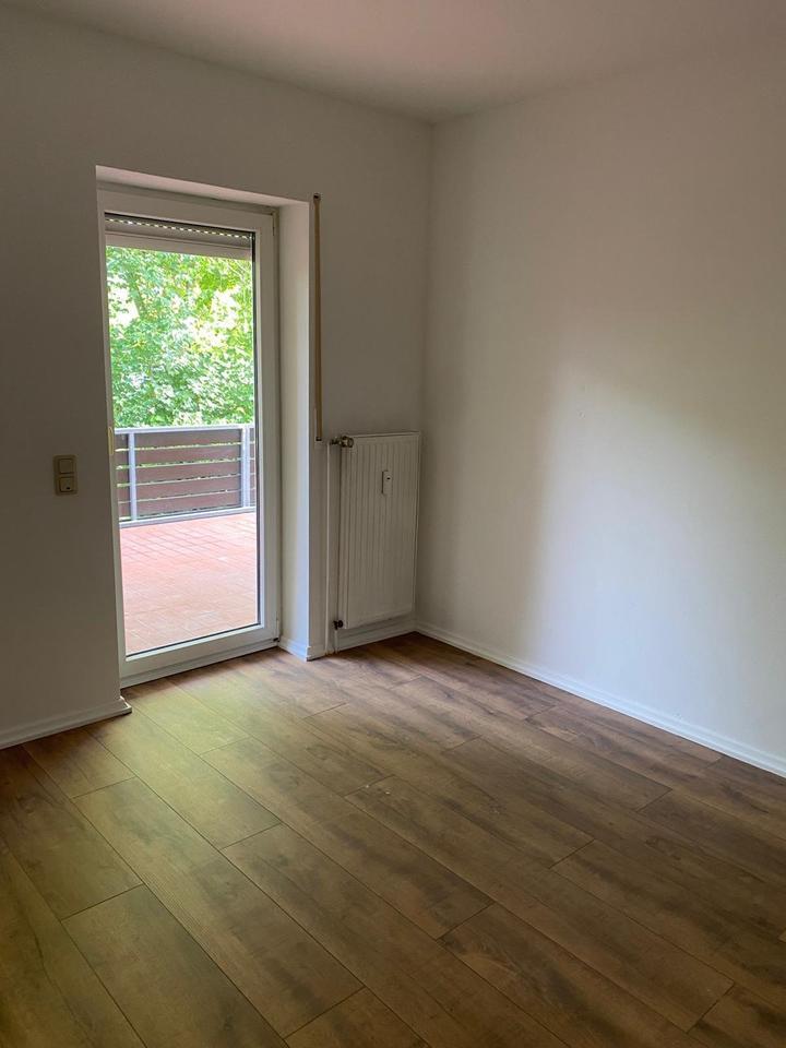 Großzügige 4-Zimmer Wohnung mit 2 Balkonen in ruhiger Lage