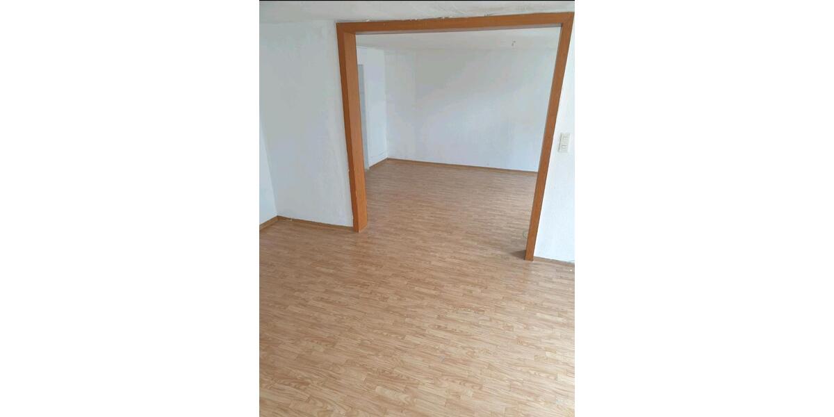 Etagenwohnung Witzenhausen - 4 Zimmer, 104 m&sup2;, 990&euro; | Angebot:26677534