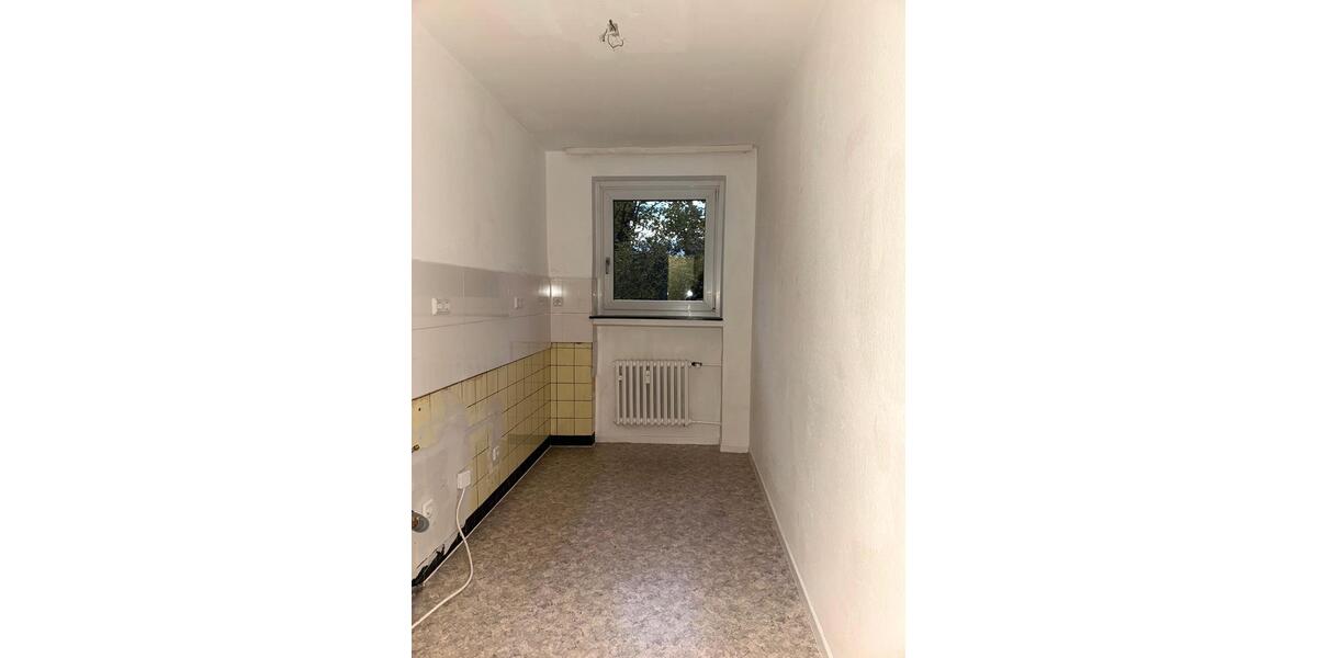 Moderne Wohnung mit Einbauküche und Balkon in Uni-Nähe! 2 zimmer