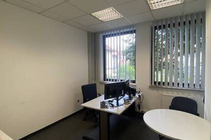 Attraktive Büro Praxisfläche der Innenstadt Weender Str.1 zimmer