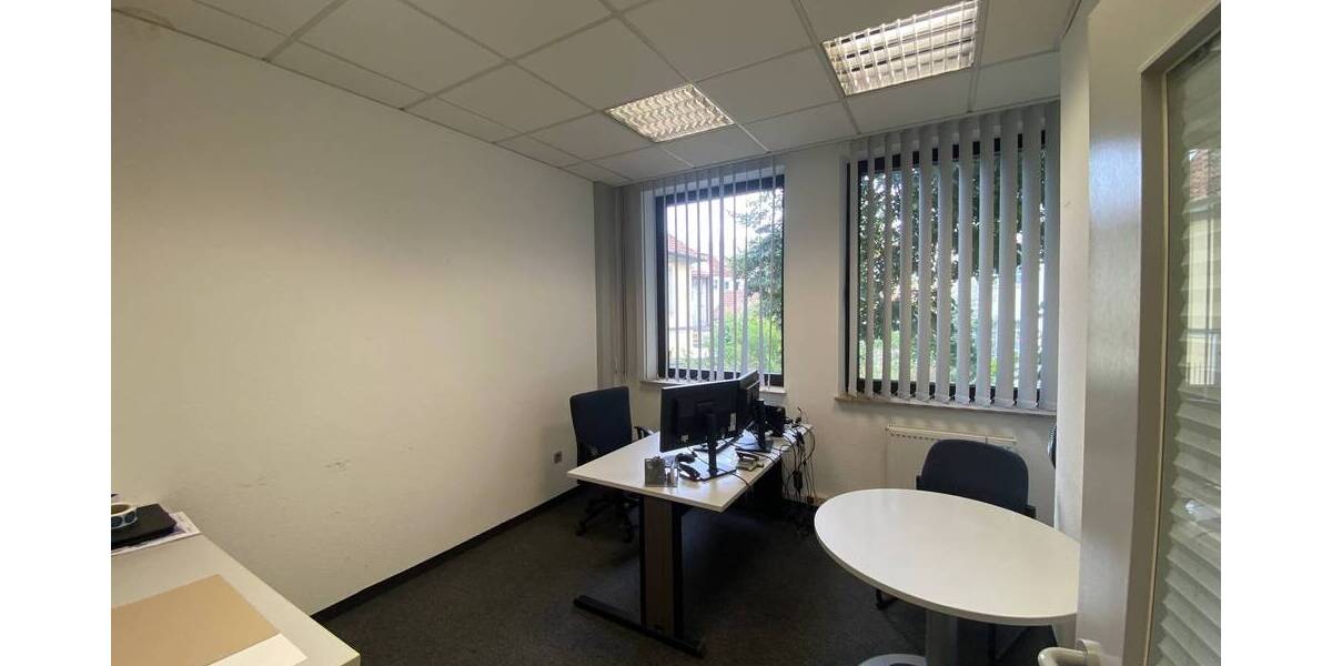 Attraktive Büro Praxisfläche der Innenstadt Weender Str.1 zimmer