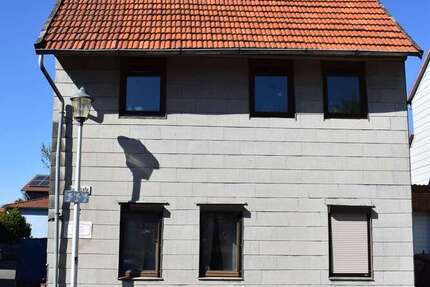 Haus zum Kaufen in Bovenden 125.000 € 116 m²