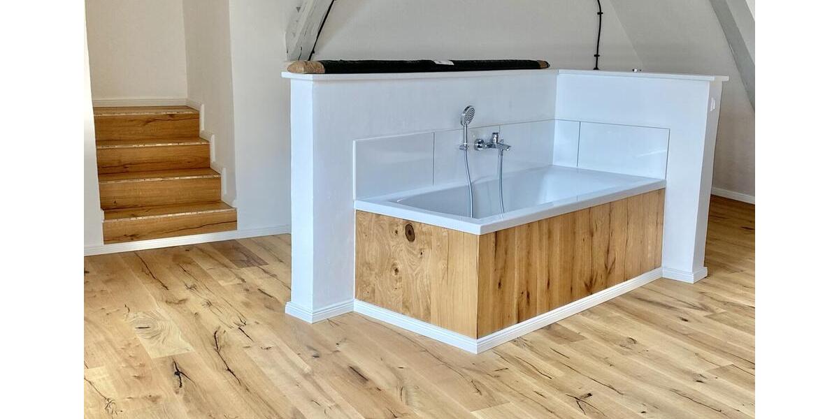 Dachgeschoßwohnung Hann. Münden - 2 Zimmer, 164 m&sup2;, 1.970&euro; | Angebot:22590885