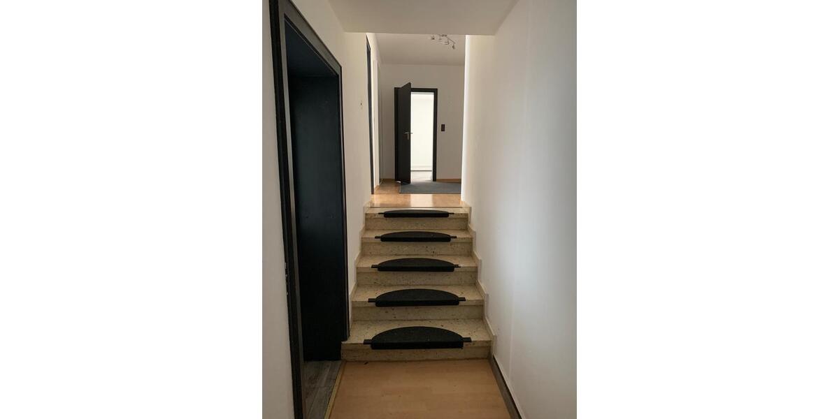 Mehrfamilienhaus, Wohnhaus Hattorf am Harz - 10 Zimmer, 300 m&sup2;, 389.000&euro; | Angebot:24378000